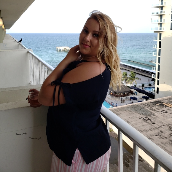 NY&Co navy blouse - Picture 6 of 7